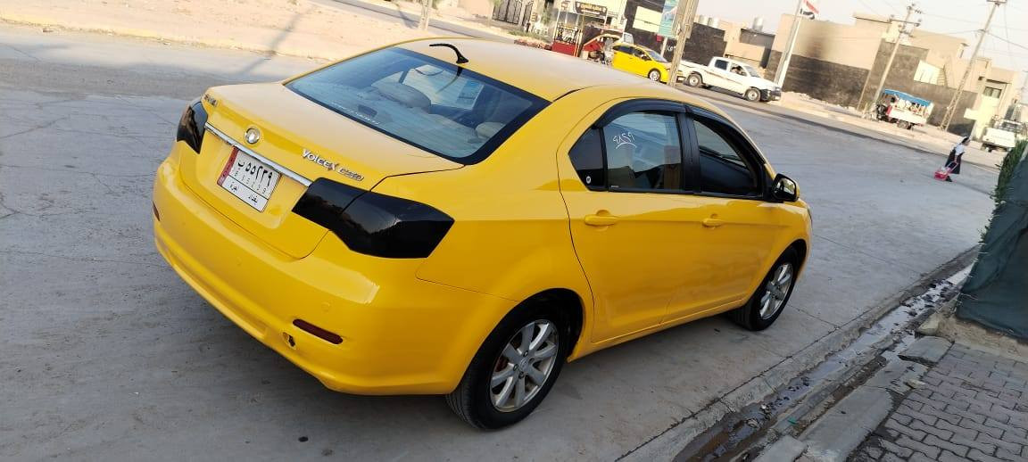 السلام عليكم اخوان كريت ويل فولكس موديل 2012 رقم بغداد سنويه بسمي مشروع وطني مصفره هيئة وغرمات سنويه صادره ل2027 كير أوتوماتيك كير محرك بشرط سياره جاهزه تدفئه شغاله السعر 57 بيها مجال  مكاني كركوك حي العسكري رقم الهاتف ***********
