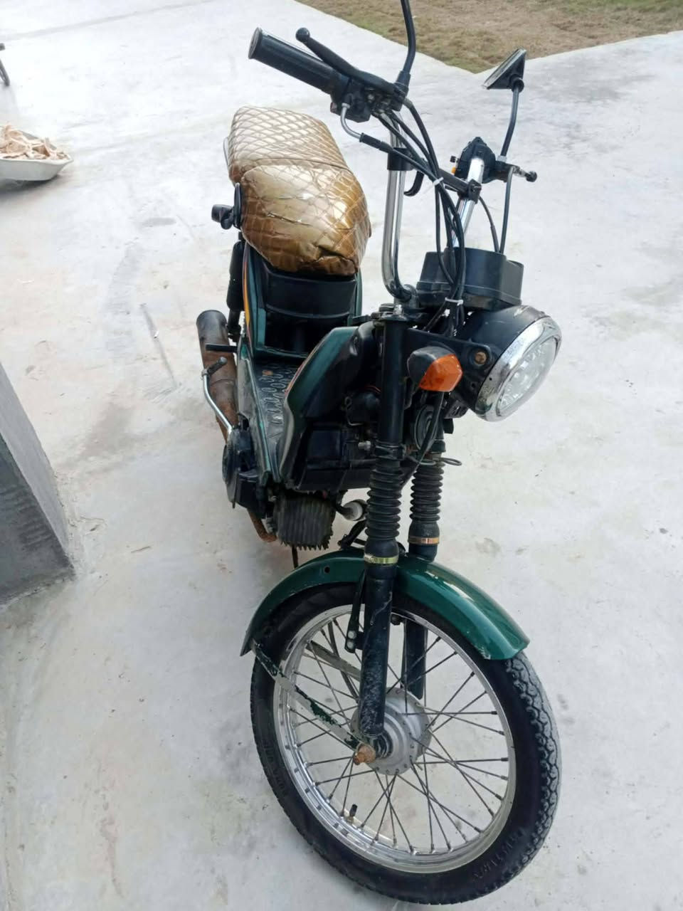 سلام عليكم دراجه للبيع تيفس كفالة عامه السعر 550وبيه مجال المكان ديالى الخالص لاتصال ***********
