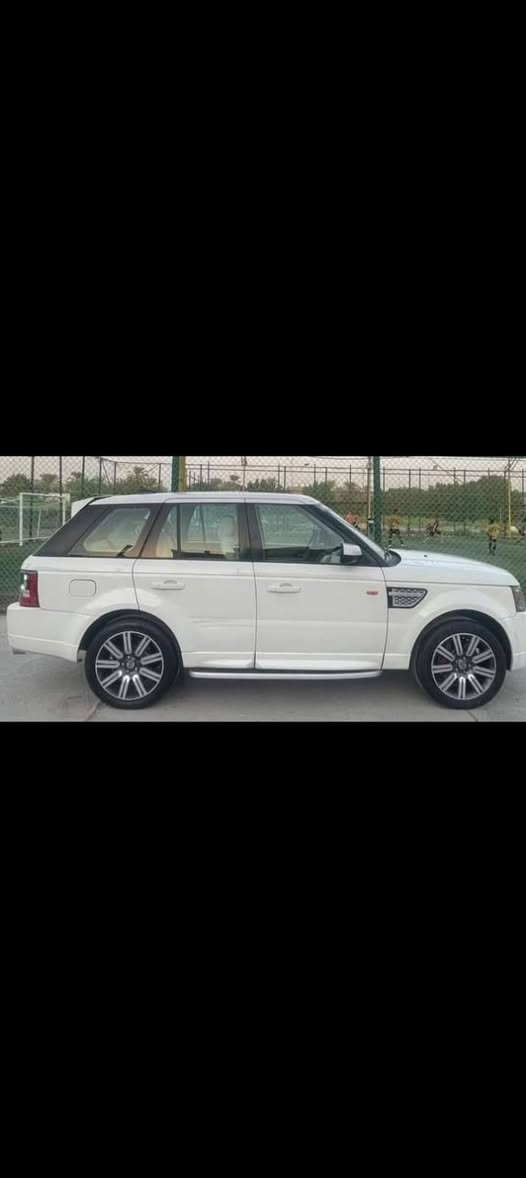 سلام عليكم رانج روفر موديل 2006محدثه. 13  للبيع او مراوس حسب القناعه سعر125 كشنات كهرباءي جلد هندي بريك دكمه مسجل دمام العنوان الفلوجه الكرمه رقم صاحب السياره ***********
