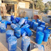 براميل بلاستيك 220ل • نظيف جديد • طريق كربلاء