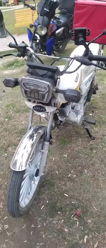 السلام عليكم دراجه سونك دراجه نضيفه سعرها 850 وبيها مجال***********
