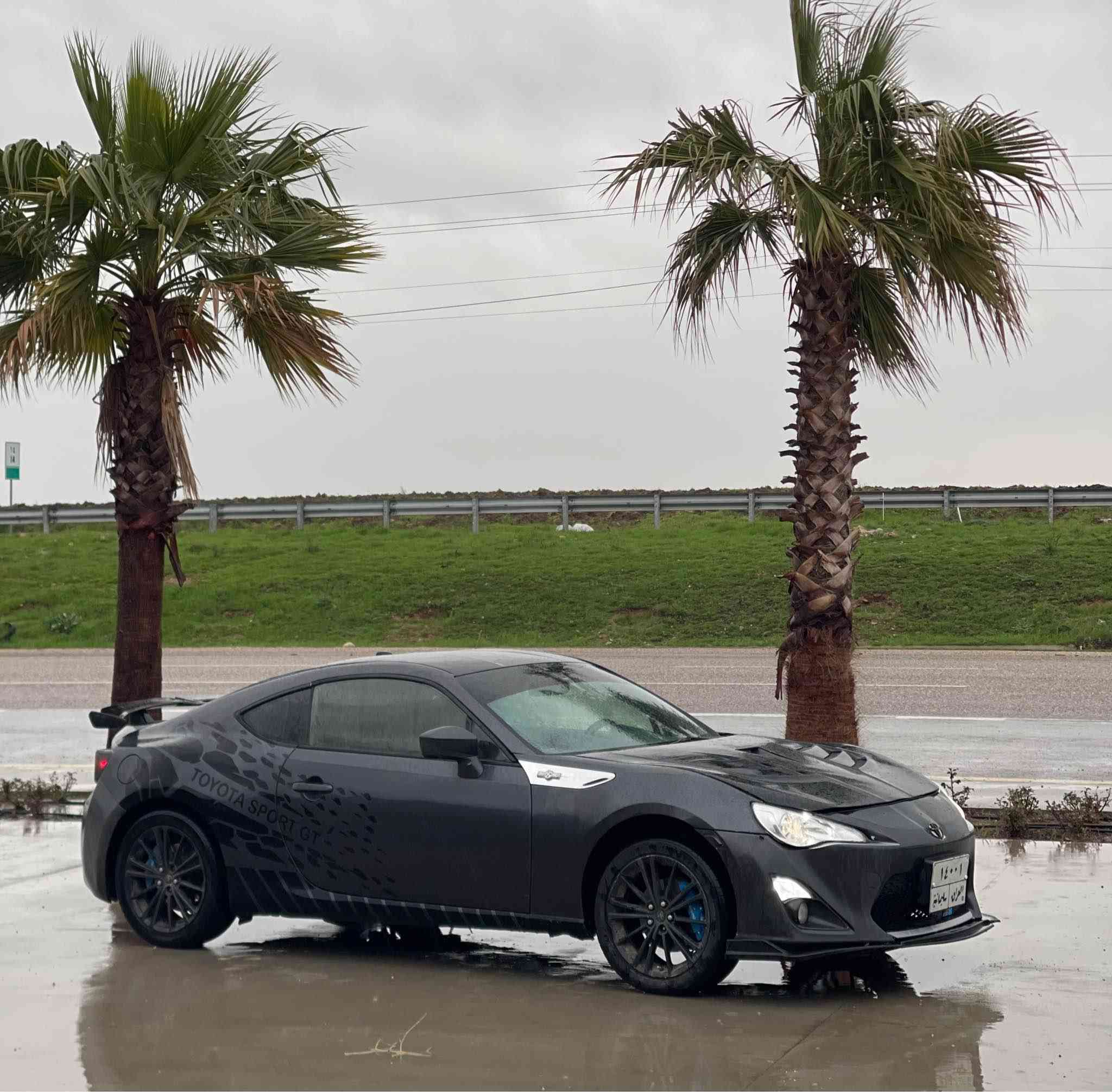 رقم كورك - ***********
واتساب -***********
للبيع و مراوسه 
سيارة تويوتا GT موديل 2014  فول مواصفات ماعدا فتحه سقف سياره حيل جديد بدون مسرف گير محرك vvt تويوتا شرط محرك 6 سلندر گير محرك كهربائيات كله جديد و شرط سعرها 78 ورقه و مجال بيها 4 ورقه غرامه تحويل شرط سياره حيزام صبغ مكان السياره عقره بين اربيل و دهوك اكر, نينوى
