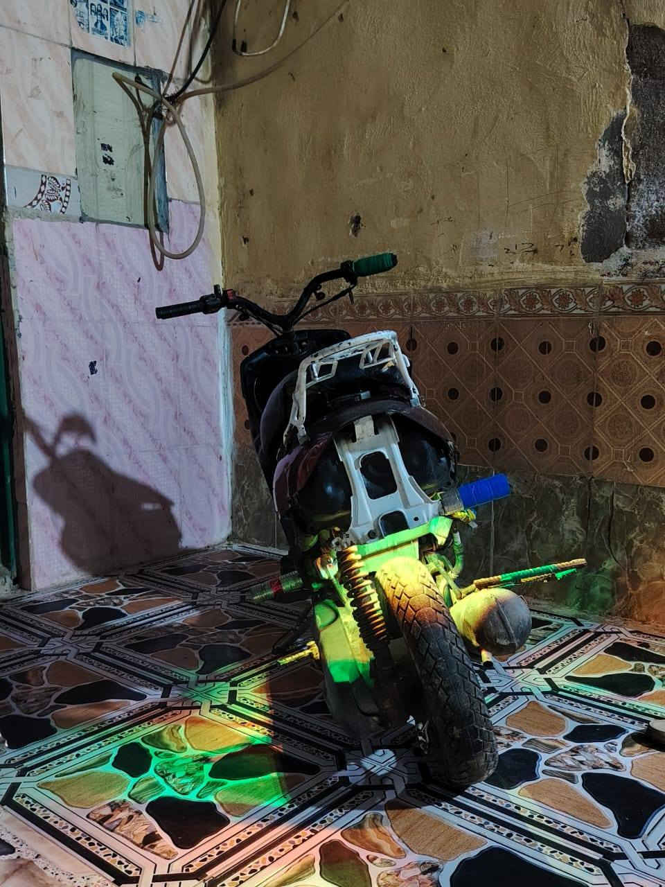 البيع دراجه تسعة 150وبيهة مجال دراجه نضيفه كلش خابرنه تدلل ***********
