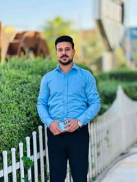 دورات خصوصية • ابتدائية ومتوسطة • معهد رواد المستقبل