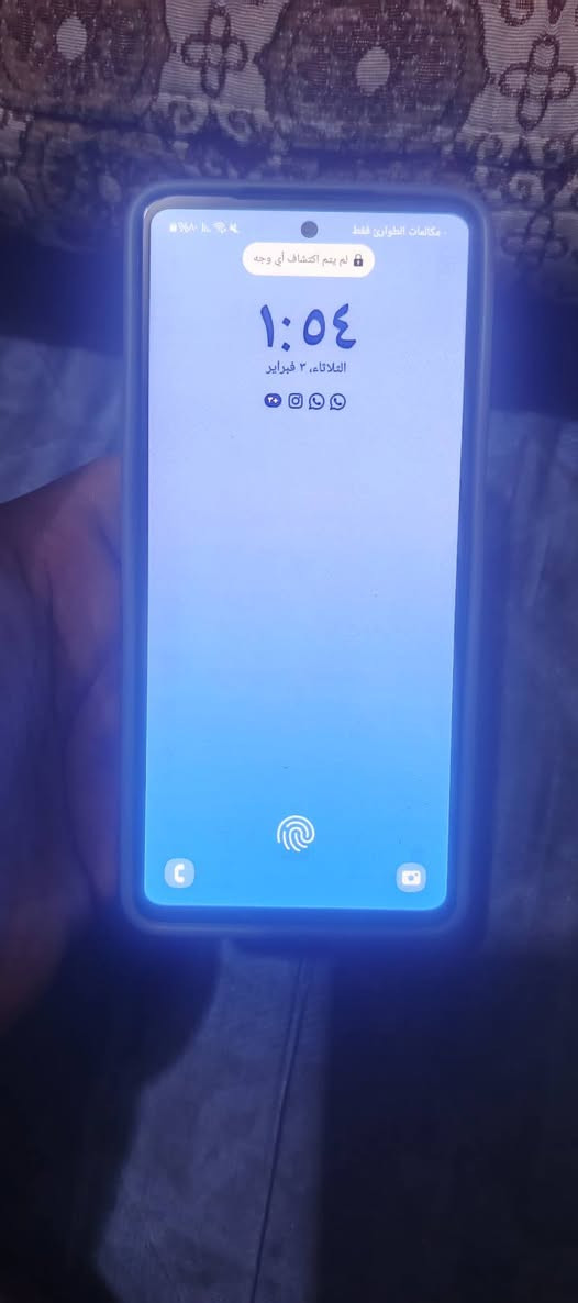 سامسونك A 52 جهاز نظيف مابي اي خلل بصمه شاشه شغاله ذاكره 256 باقي المواصفات معروفه ويا شاحنه 45 واط مالكلكسي  السعر 85 مكان الحسينيه مالراشديه  رقم ***********
