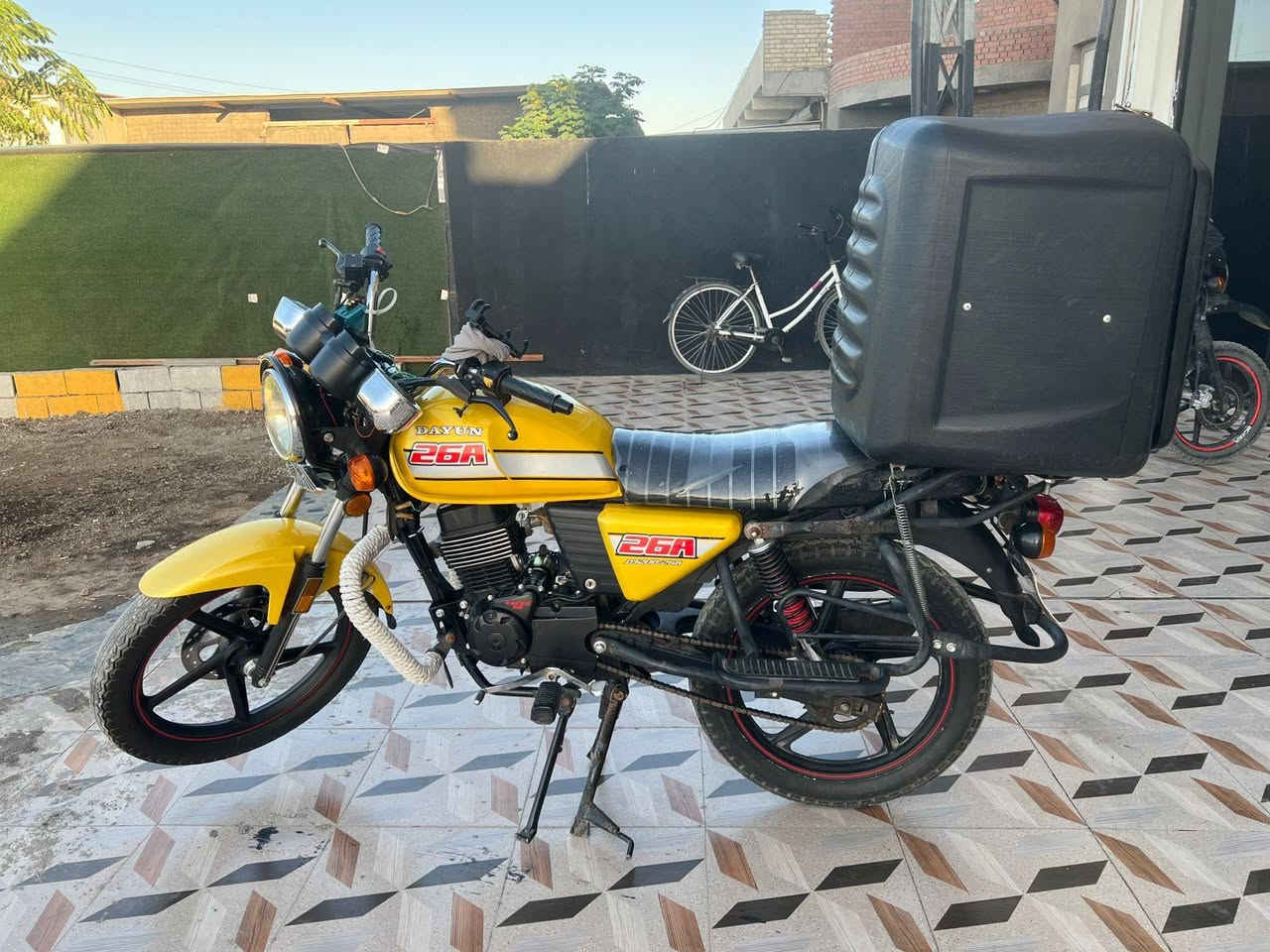 دراجة دايوان نفخ 2022
مرقم بابل تحويل مباشر

محرك 200كتابة حمرة

محرك كفالة

بيه نواقص بسيطة

مكاني بابل الاسكندرية

السعر مليون و٨٠٠ وبيه مجال بسيط
***********
