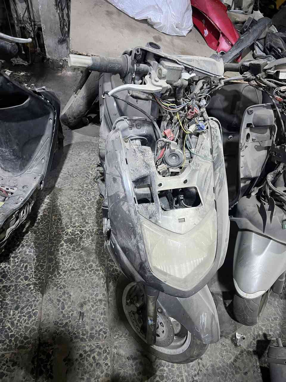 السلام عليكم دراجتين سكنس نثيه للبيع
ثنيناتهن معلكات ولف لا غير المكينه بلاديه والباقي كله سليم
شروه وحده ثنينهن او وحده ماكو مشكله
المكان الدوره ابو دشير
السعر اتصل او واتساب ***********
