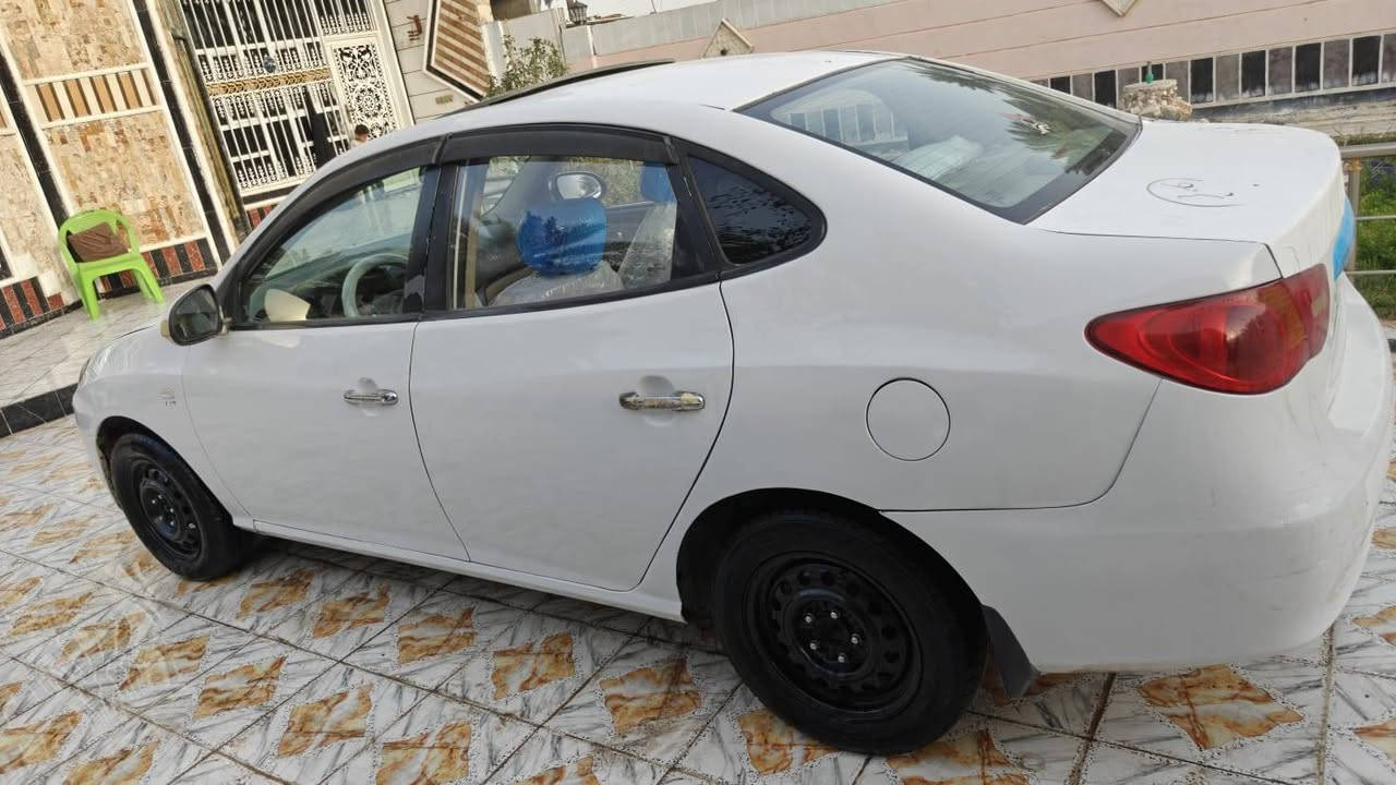 النترا افانتي 2009فول مواصفات فتحه تبريد لمس دكشن عالي اربعه دسك السياره بيه طخات او مصبوغه عام رقم بغداد تحويل مباشر السعر74هاتف***********
