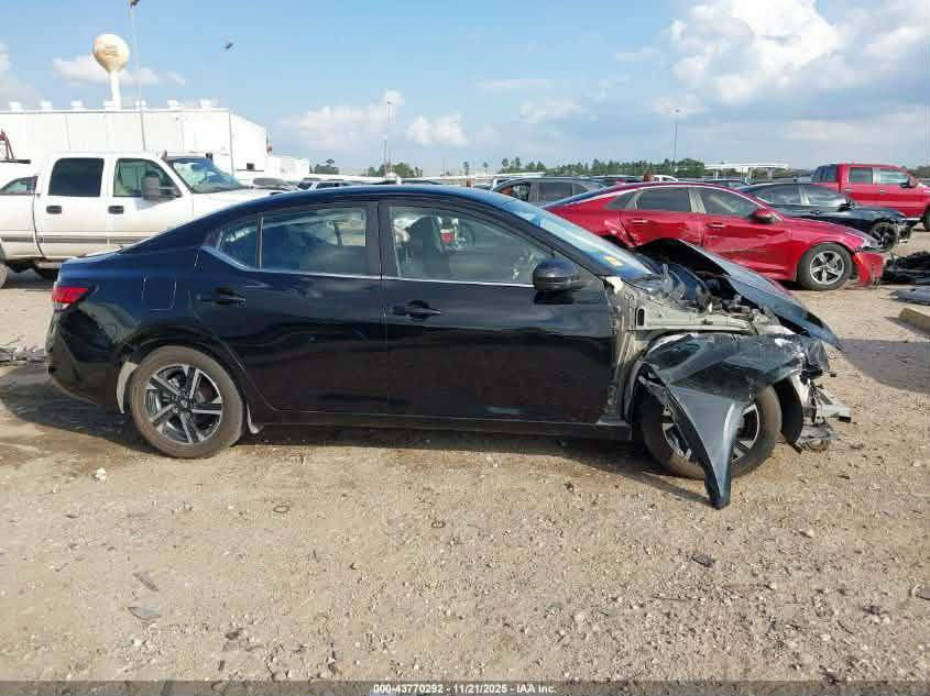 السلام عليكم عندي نيسان سنترا موديل 24 ماشيه 32 الف واصله بغداد ابيع بدون تصليح وبدون رقم السعر 100 الشراي يتصل ***********
