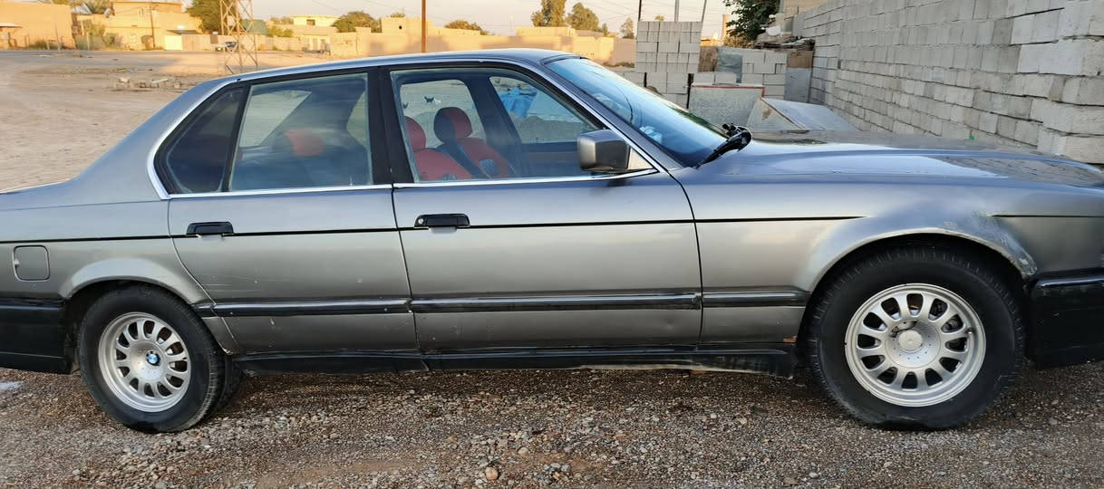 محرك مفتوح كير ومحرك جدد تخم تايرات جديد رقم صلاح الدين الماني (أ) كهربائيات شغاله  تحويل موجود سنويه عظم عاج منتهيه نواقصها بسيطه ترايك وين متريد السعر 33$ اتصل وبيك خير وتدلل

***********
