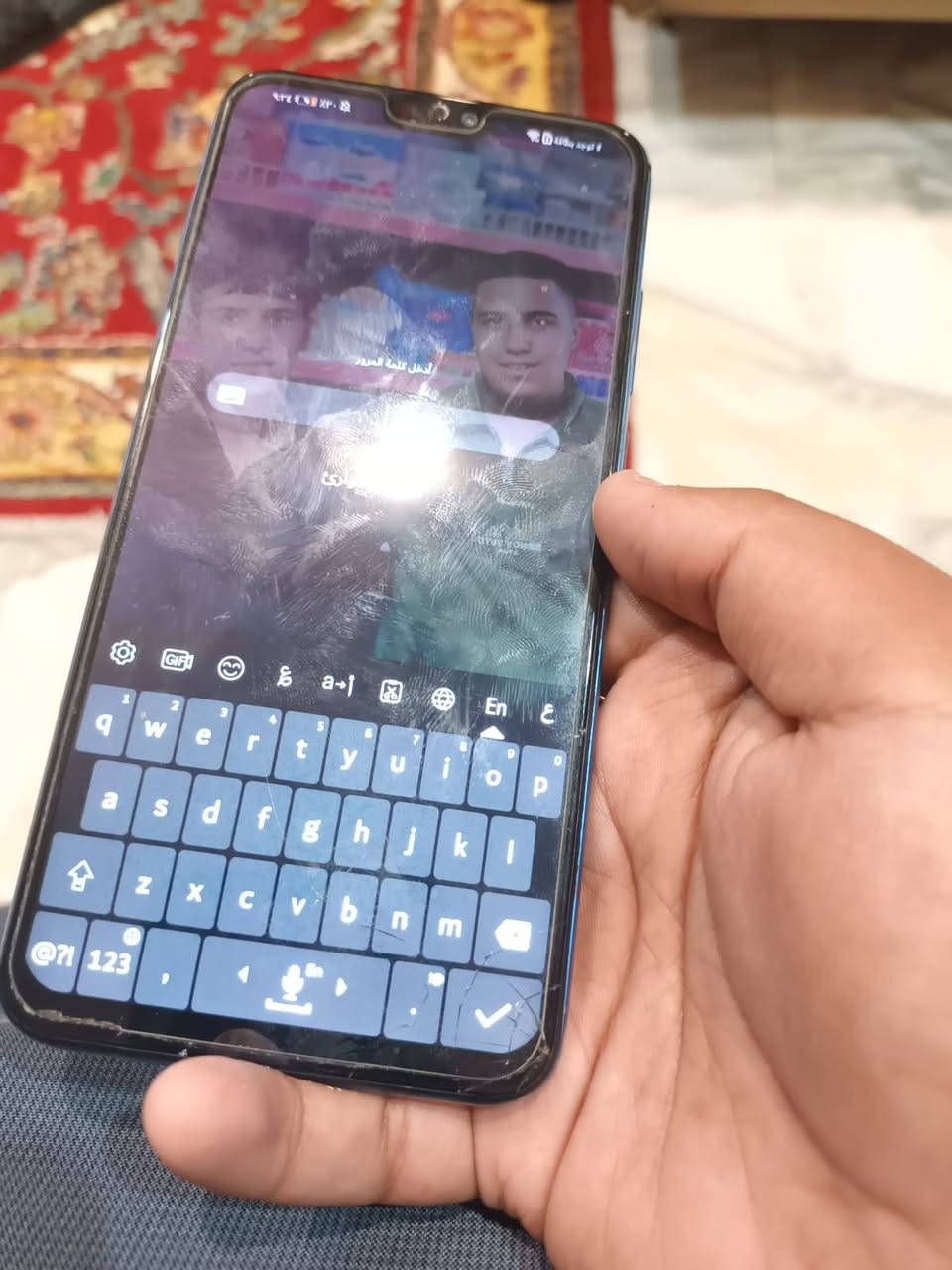 موبايل هونر للبيع بي فطر بل شاشه و الضهر نفس شي 
مراوس و للبيع المكان بغداد المعامل الباويه *********** بي واتساب فقط
