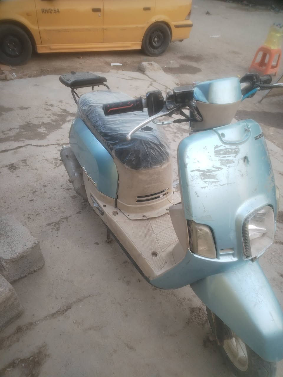 السلام عليكم دراجه سعرها 250 بها مجال قليل مكان بغداد الشعب جمعيات ***********
