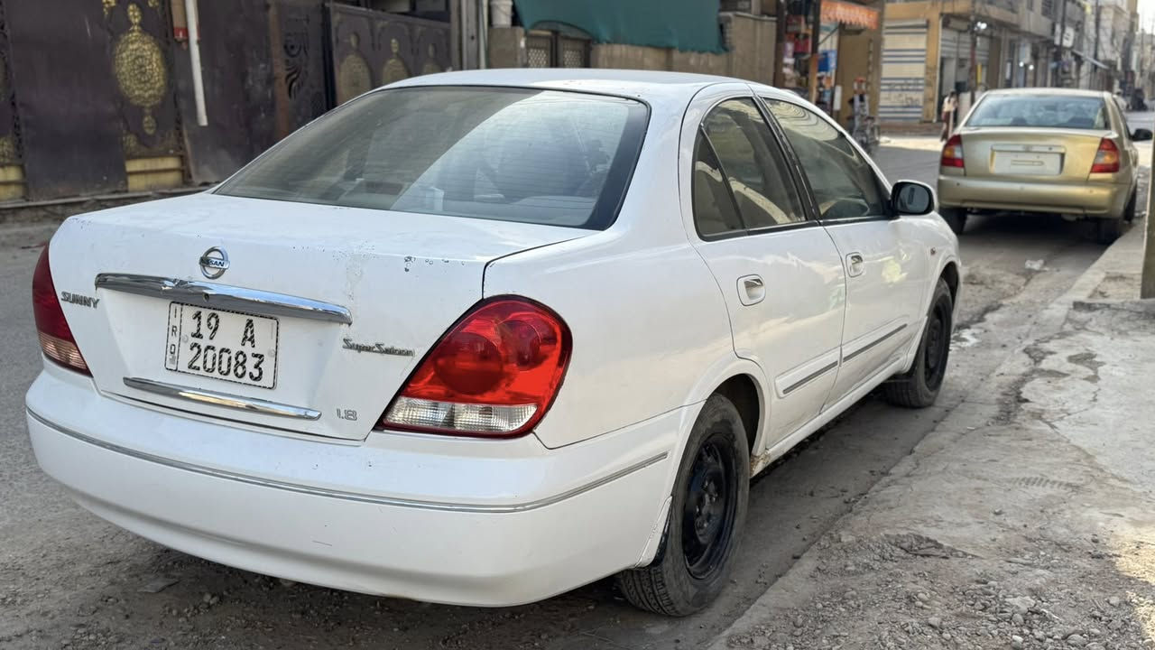 سني ياباني 2007 كير عادي محرك وكير مكفولات المحرك قبق اسود 1800 المرغوب رقم كربلاء انكليزي تبريد ثلج  تخم تاير جديد قطره صبغ مابيهه  السعر 78 وبيهه مجال حك الجيه 
الاستفسار الاتصال فقط ***********
***********
