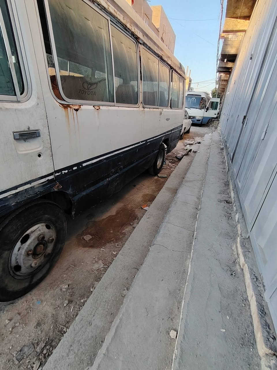 السلام عليكم كوستر عريض دسك بور مكينه كاز بنكو ثري تخم جوبلس السعر ٣ونص مطلوبه ٤٠٠ للمرور ينكطعن من السعر هيئه مصفره مكانه سماوه ***********
