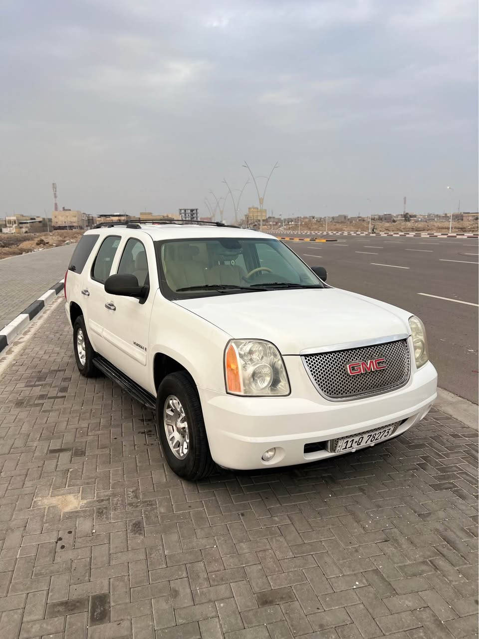 السلام عليكم احبتي الكرام. يوكن 2008 رقم بغداد الجديد تحويل مباشر السيارة خليجيه مكفوله كفاله عامه.  بدون صبغ بدون حادث  بدون تبديل وجديده. محرك جديد كير جديد. حداديه تخم تاير دواخل ترايك. لبغداد. وباقي التفاصيل. اتصل على الرقم. السعر 175 $.   بيه مجال بسيط 
‭0772 428 8882
*********** البصرة, العراق
