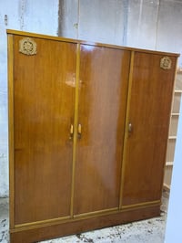 كنتور • ثلاث ابواب • مستعمل نضيف