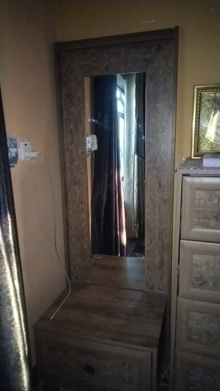 السلام عليكم
1_سبلت جنرال كولد طن ونص نظيف كلش مابي ايي خلل

2_ غرفة 6 قطع حسب ماموضح

شيعجبك اكتب واني ادزلك السعر خاص
او تتصلون ع رقم

***********
