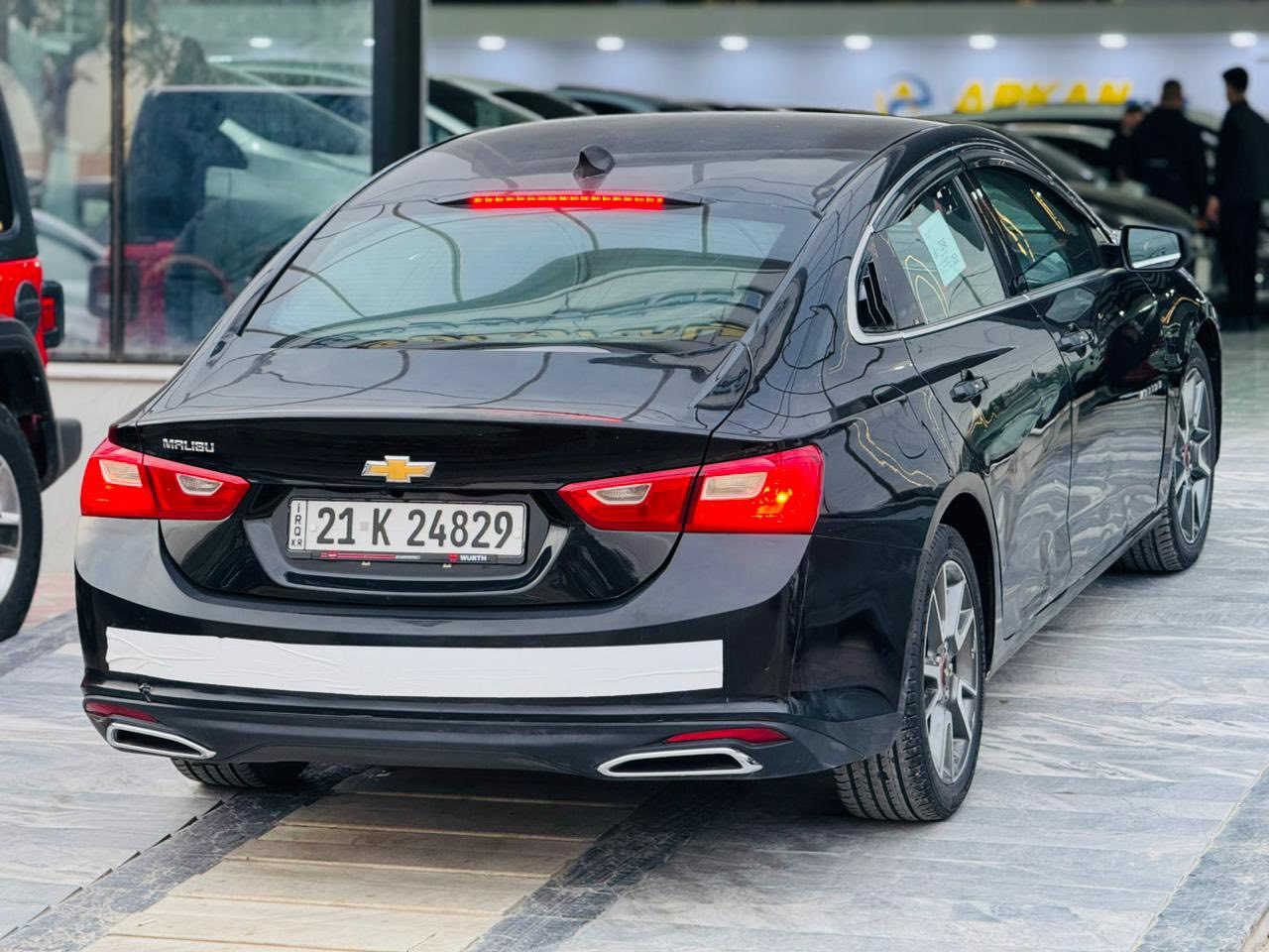 ﷽
#السلام عليكم للبيع او مراوس
 🔺 المراوس فقط بالرقم شمالي 🔺
شوفرليت ماليبو امريكي موديل 2017
 رقم سليمانيه الجديد دولي شرط التحويل
 ضرر خشم البونيد فقط بدون دواخل 
شواصي لغود مكفولات. شرط الفحص وسونار🔴

⚫️للاستفسار ☎️ ***********
                        ☎️ ***********  
                 
السعر 🔺 بلاش 🔺 109$$بيها مجال للطيبين

🔵 🔵 مواصفات 🔵 🔵
🔺 بصمة تشغيل
🔺 بصمه بيبان 
🔺 بصمه صندوق
🔺 تحكم جهتين
🔺 تثبيت السرعه
🔺 حاكية بلوتوث
🔺 تبريد قطعتين
🔺 ويل كب
🔺 شاشه 
🔺 كامرا خلفية
