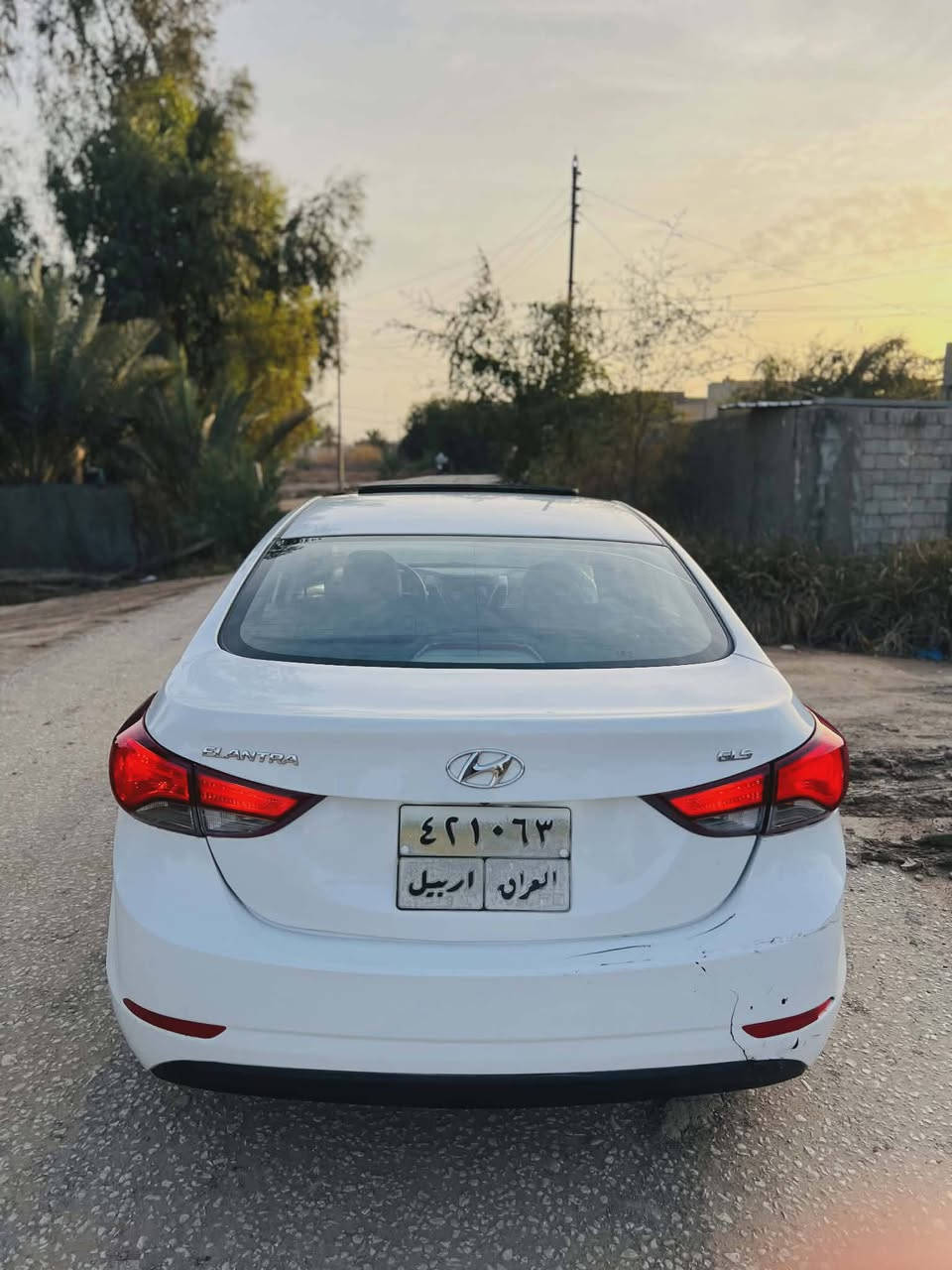 السلام عليكم النترا 2014فول موصفات اللاخير1/1 الموصفات
GLS
فتحه سلايت 
بصمه تشغيل 
بصمه ابواب 
تبريد قطعتين
جنطه بصمه
كشنات كهرباء
اشار بالمري
مري شفط
3 وضعيات قياده 
لد زنون
شاشه جبير
نظام sport
قياده ذاتيه
بصمه ابواب
محرك1800
 اشاره ترحيب
ويل كب 17فراشه
نظام UBS
4دسكات
يدات نيكل
السياره رقم اربيل تريد وكاله تريد تحويل بيه 
صبغ جاملغ خلفي فقط باقي كفاله مكاني بابل 
رقم هاتف ***********
