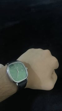 ️ ساعة CASIO بتصميم كلاسيكي مميز 💚  إذا تدور على ساعة مختلفة وتلفت الن...