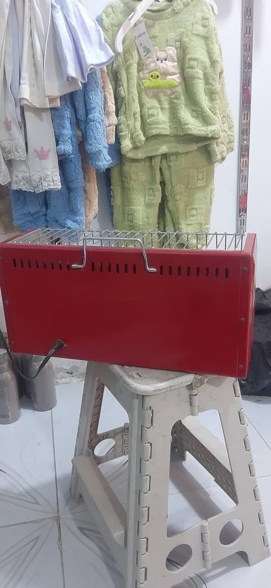 هيتر ناشونال ياباني انتيكة 
4 شموع 
بلادية نقصها فقط رجلين
الاستفسار مراسله الصفحة
او الاتصال ***********
