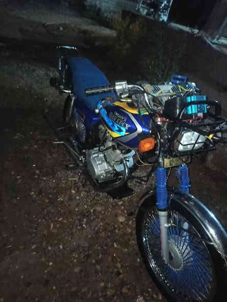 السلام عليكم دراجه تايجر موديل 19 مثل ما مبينه بالصور الكهربائيات شغاله كل شيء ماا 350 وبيها مجال اتصال على الرقم ‏‪0773 235 0845‬‏فقط العنوان بيجي
