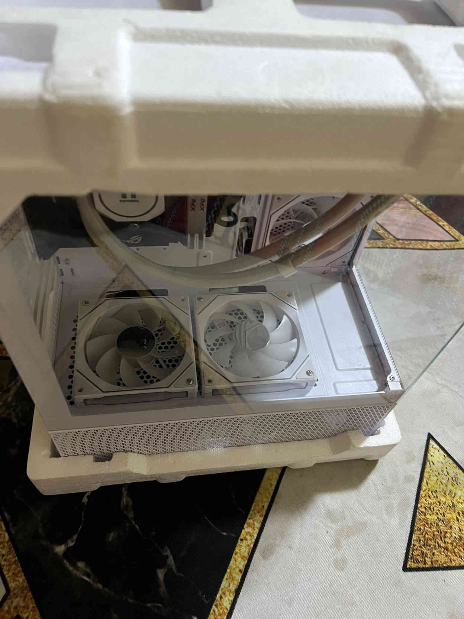 يحاسبه بدون كرت شاشة هسه مجهزتها المواصفات اما كم داخل الصور حاسبة كلا جديد اللي حاب يجي للبيت أهلا وسهلا توصيل ما عندي مكاني بغداد مدينة الصدر السعر550 أي تم تنزيل السعر 
استفسار ***********
بيع أو  مراوس  وي لبتوب  ادفع فرق 
ROG STRIX B550-I GAMING
AMD RyzenTM 7 5700X
XPG16 3600MHz
CORSAIRل RM SERIESTM RM850
WD
_BLACK
SSD500
Thermaltake TH 240
ALPHARD M
ARCTIC
