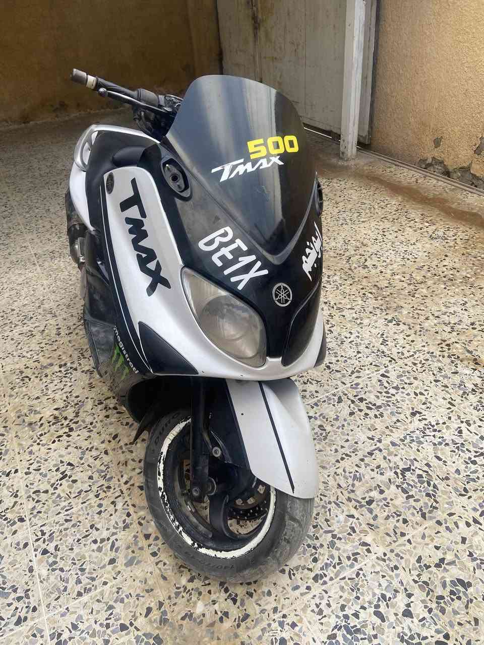 سلام عليكم تي ماكس ٧كابريتر
للبيع كفاله عامه اوراق اصولي مكمركه جاهزه لترقيم 

دهن فلتر امزويل جديد مبدله نقصه فج خلفي وتريشه يمنه 

سعره ١٨٠٠ بي مجال ديالى بعقوبه ***********
