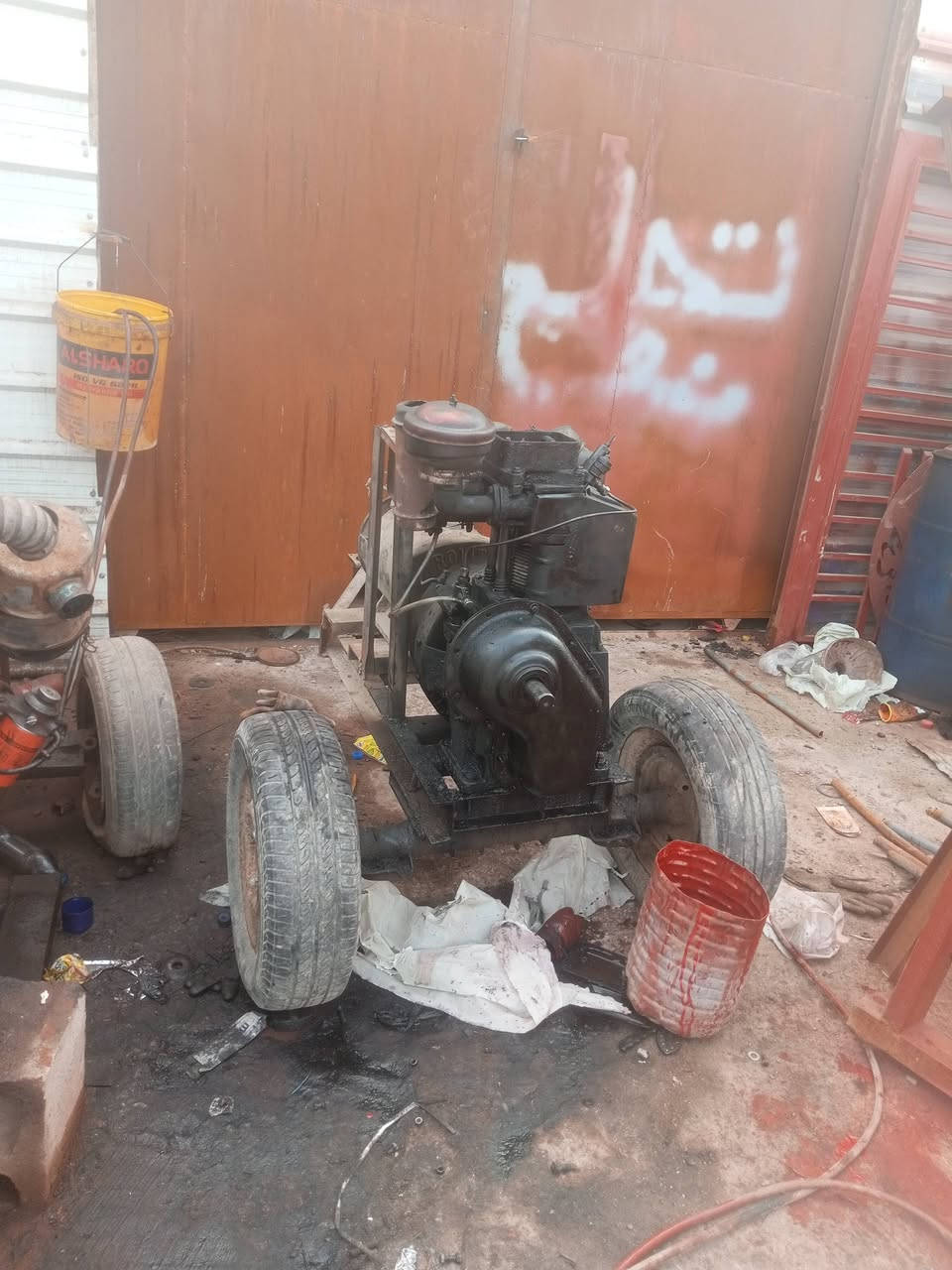 السلام عليكم مولدة كاروبة  وماطور هندي اطبو10وروس توليدهن لبيع بسعر معقول ***********3
