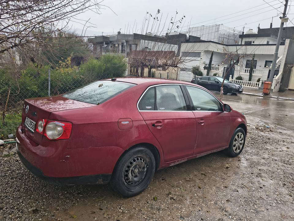 جیتا 2011خەلیجی فول فو ل مواسەفات سڵایت  گێڕئۆتۆماتیک ئۆتۆ پاڕک فول فولە    مەکینە 16 مەڕغوب  نڕخی 63وەرەقە   چوار پارچەبۆیاخە بێناوگرتن    ژم ***********   .*********** ؟شێون قەزای دوکان دخان, السليمانية
