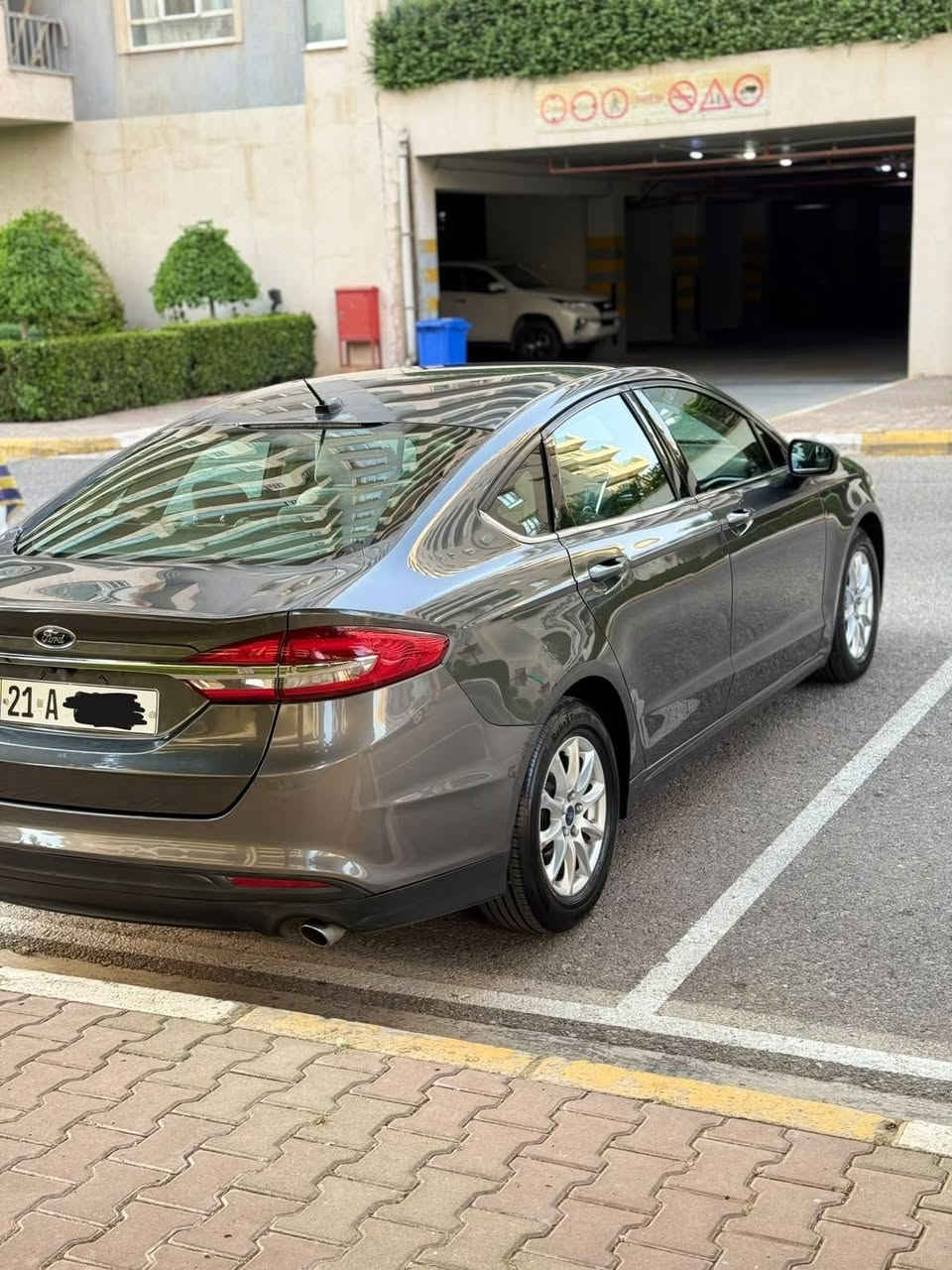 Ford Fusion 2017                                                      مەرغوب 2.5مەکینەی السليمانية, العراق


**إذا كنت صاحب هذا الإعلان وتريد حذفه لأي سبب، رجاءا أرسل رسالة إلى الدعم الفني**