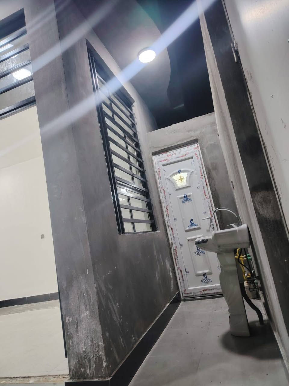 يا الله سلام عليكم بيت البيع مساحه 100 طابو زراعي البناه طابوك صب فوك وجوه جديد مامسكون العنوان عباسيه قرب رواي سعر 45وبي مجال***********
