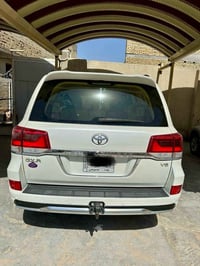 للبيع فقط  لاند كروز بريم باب اول فول مواصفات  2016 ماشيه 170  مكفوله ...