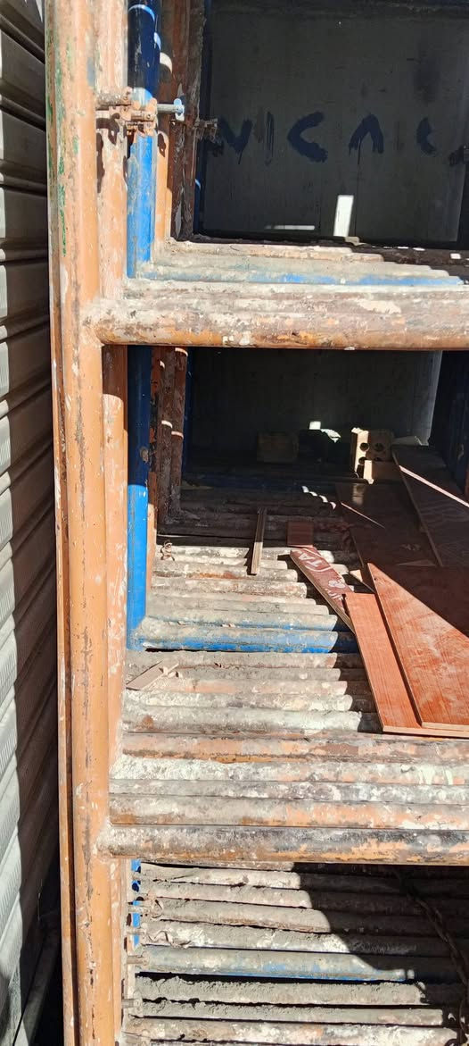 سلام عليكم عندي سكلات ابو 80 صيني وعراقي للبيع عل 60 القفص بغداد الاورفلي ***********
