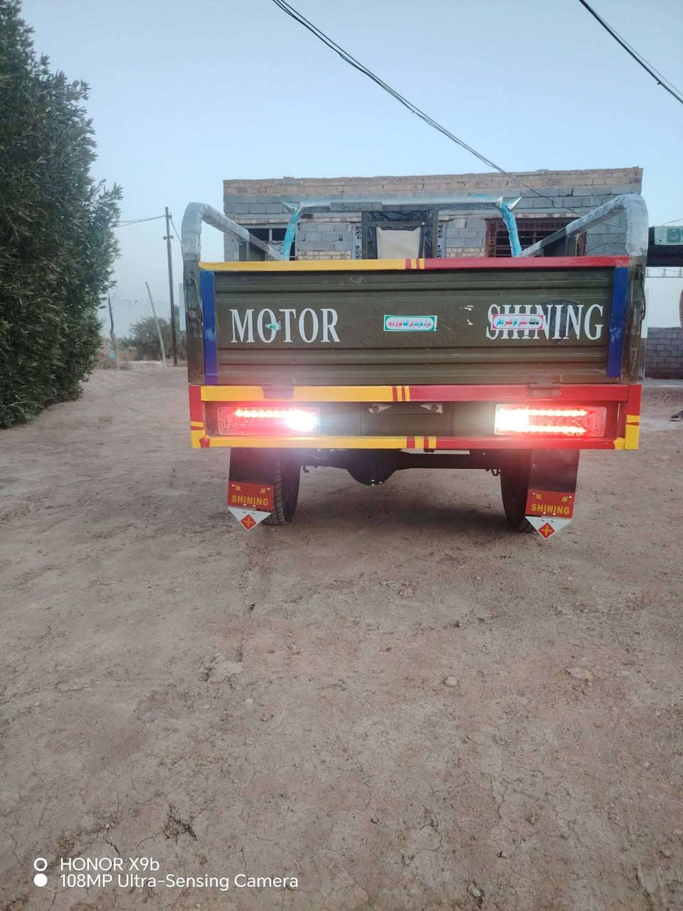 السلام عليكم ستوته للبيع موديل 17مكفوله كفاله عامه أوراق اصولي السعر مليون 350وبيها مجال كهربائيات كله شغاله العنوان بابل الشوملي الرقم ***********
