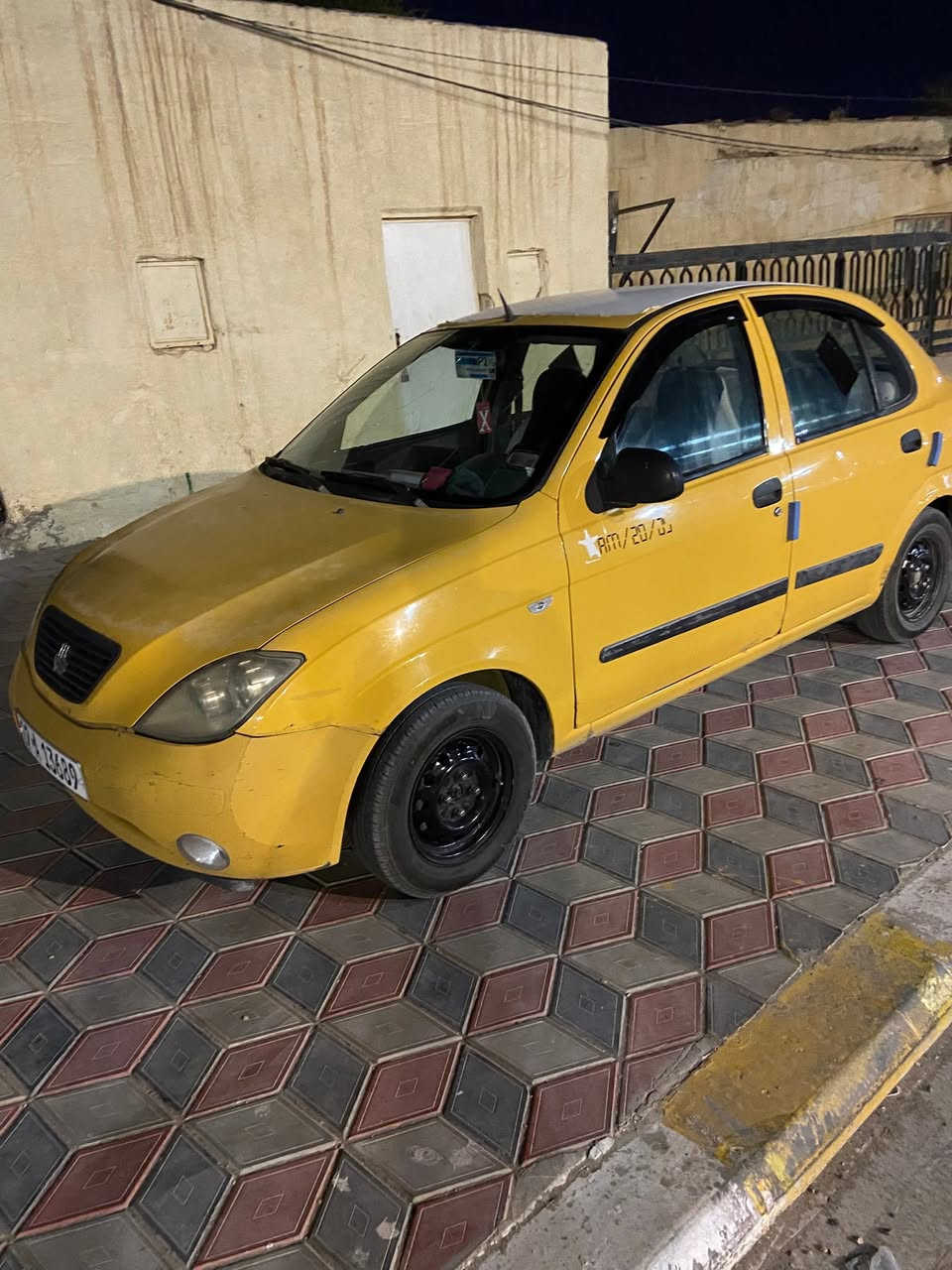 سلام عليكم طيبه ٢٠١٦ رقم إنكليزي  سنويه جديده رقم ناصريه سياره بسمي تحويل مباشر مكينه توني مسويه لا تبخير ولا تنقيص كير مكفول  تبريد شغال كهربائيات كله شغالله خير من الله مابيه كل نقص شاشه شداله حداديه نص عمر فقط رايده ٣٨ اتصل وبيك خير ودلل المكان ديوانيه ***********
