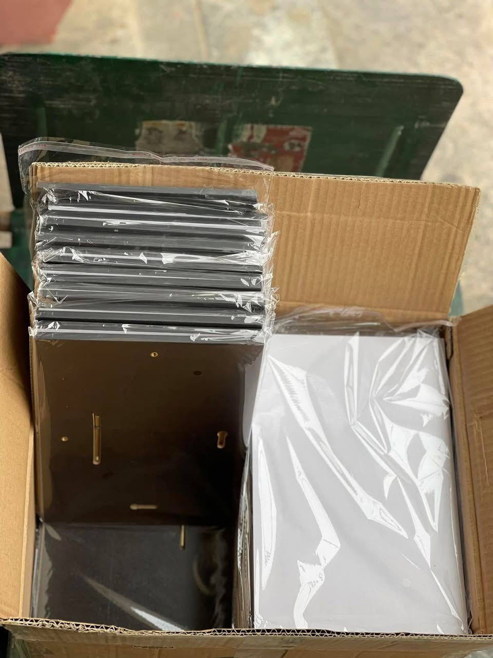 بورد صور قياس حقيقي مع لايلون اكساء كمية محدودة بسعر جملة الجملة
لايلون اكساء 35 الف 30 متر عرض 31سم 
ظهر ابيض وظهر اسود
a4
كارتون سعره 77 الف 70 قطعه 
مفرد الدرزن 15 الف
A3
جملة القطعة 2000
مفرد 2500


**إذا كنت صاحب هذا الإعلان وتريد حذفه لأي سبب، رجاءا أرسل رسالة إلى الدعم الفني**