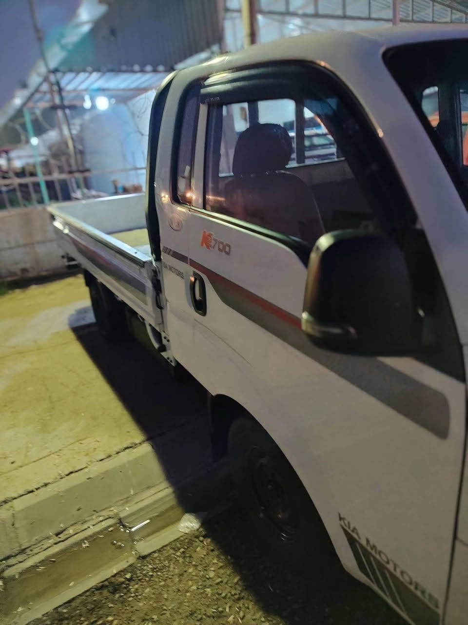 سلام عليكم
كيه حمل رقم كركوك مشروع وطني شرط التحويل 
شاصي محرك گير اكسل بل شرط 
السعر 135
الرقم /***********/
