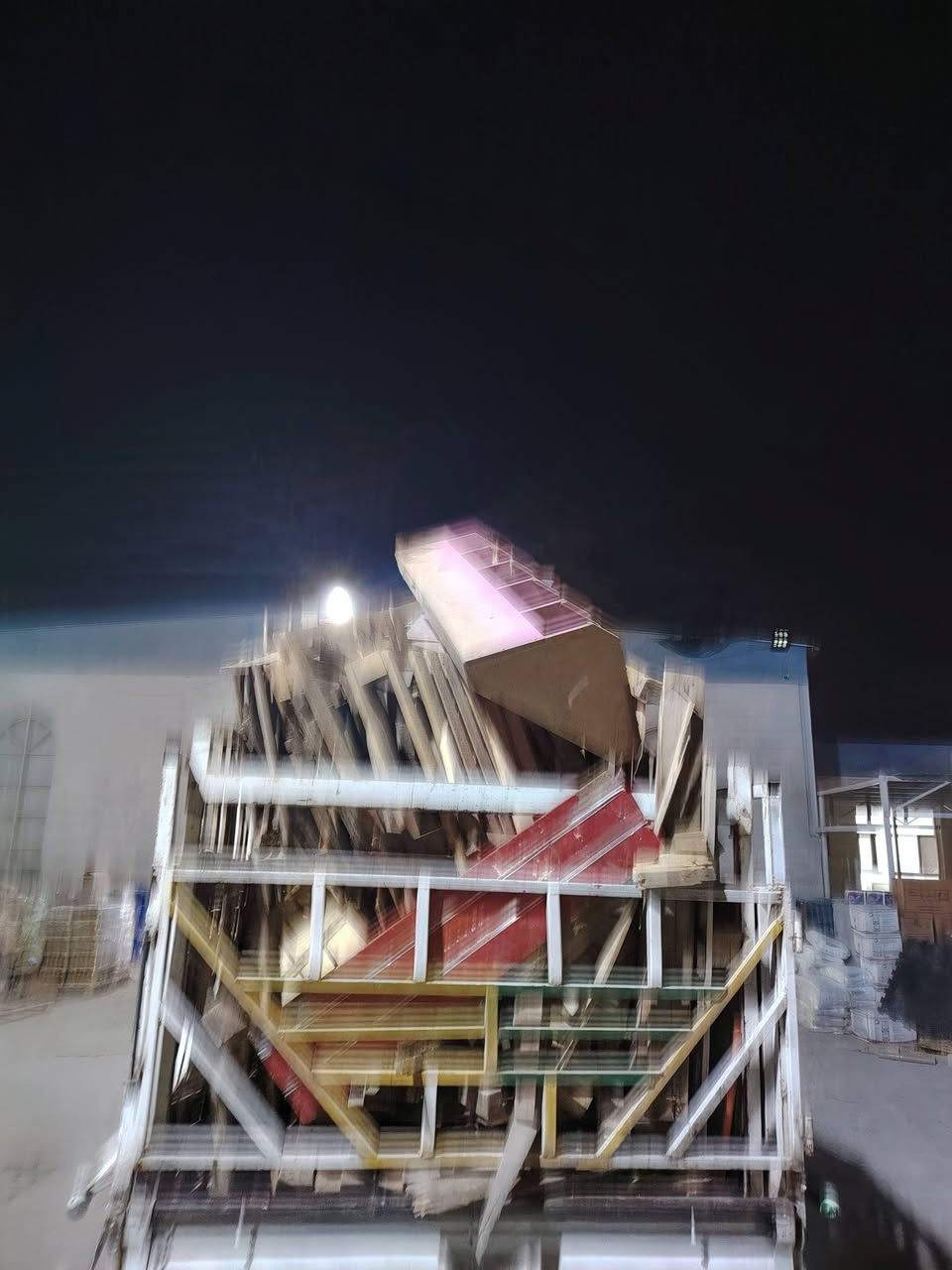 حمل كيا حطب اسكيبات للبيع مكاني نجف ***********
