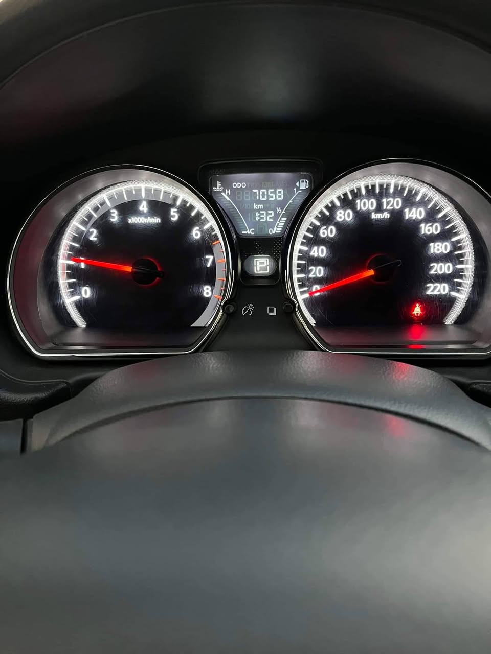 سني موديل ٢٣مصري فول مواصفات كفالة عامة السيارة ماشية ١٧الف السعر النهائي ١٣٠
السيارةبصمة،كج حماوة، كشنات جلد اصلي ،يدات نيكل داخل خارج،ويل كب سبير منازل ،تبريدقطعتين بيانو، شاشة أصلية، كاميرا أصلية، حساسات، مري شفط،إشارة
أرضية جلد السيارة نظيفة جداً
الرقم ***********
