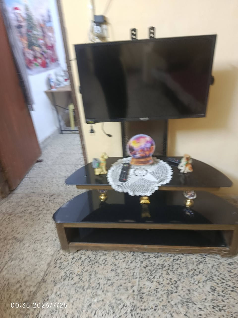 سلام عليكم اثاث بيت مستعمل نضيف للبيع العنوان بغداد الدوره شارع 60 إلرقم***********
