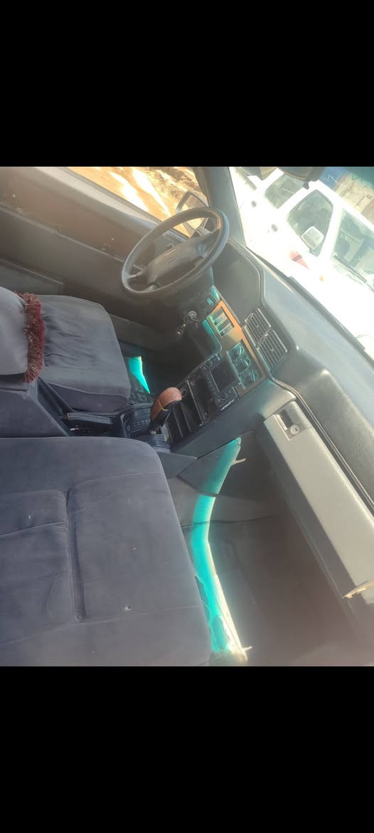 سلام عليكم للبيع فالفو رقم بغداد مشروع وطني سنويه ما منتهيه ل29 مكينه وكير ونجي جدد  حداديه جديده طخم تاير جديد مكفوله من لكص ونقل الجثه والعيب شرعي تحويل ثاني يوم مكان ناصريه سوق الشيوخ السعر 40 وبيه مجال شراي يتصل غير متواجد ع فيس ***********
