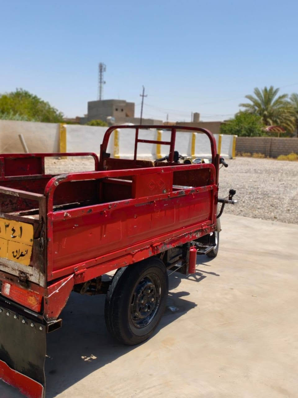 لبيع السعر 500 بيها مجال رقم الهاتف ***********
