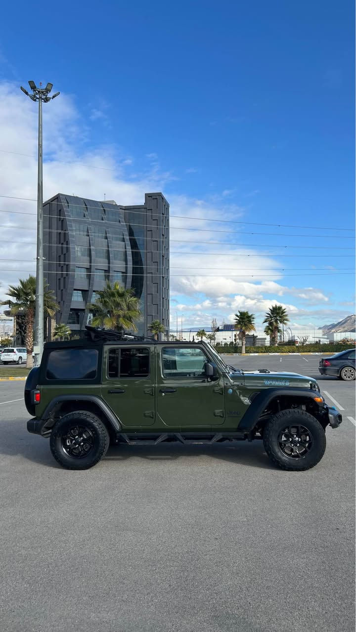 رجاء ما اكسر سوق و ما اكسر بحلال العالم عندي ضروف و محتاج الكل يعرف بالعراق كلها ماكو هيج سعر و اتحدى و صاحب كلامي يلي يجيب مثل حادث سيارتي و مثل نظافة سيارتي و مثل مواصفات هيج سعر راح ابيع سيارتي ١٠ اوراق جوا سعر سيارته🔥💣
صور الحادث موجود في المنشور و كاتب كامل تفاصيل😍
ضروف❌ضروف❌ضروف❌ضروف❌ضروف❌
سيارة بدون صبغ ابد فقط بارد حافة جملغ امامي فقط⚠️
JEEP WRANGLER 2024 WILLYS 4XE AWD✅
(شاشة كبيرة/كشنات تدفئة/دبل اكسن/فصل اكسل….)💯
اطلع اي نقص من سيارتي اطيح لك ورقتين بعد شتريد😴
سيارة بيها ٣ انضمة يعني (شحن و هايبرد و بنزين)☘️
سيارة وارد امريكي كل ارباكات سليمة ما عدا ستيرن👌🏻
باقي سيارة مكفولة كفالة عامة حتى من تايرات شرط 🙏
مكفولة من( كير/محرك/تبريد/كهربائيات/دبل اكسن..)🚘
سيارة رقم موقت تترقم محافظة شمالية حسب قناعة🥇

رجاء كل تفاصيل سيارة مذكورة لا تعبني و لا تعب روحك تريد نتعامل معاملة خابرني و ٢٤ ساعة بخدمتك تدلل🌹
سعر السيارة 278$ ورقه مجال للطيبين💐
 *********** سميل, دهوك
