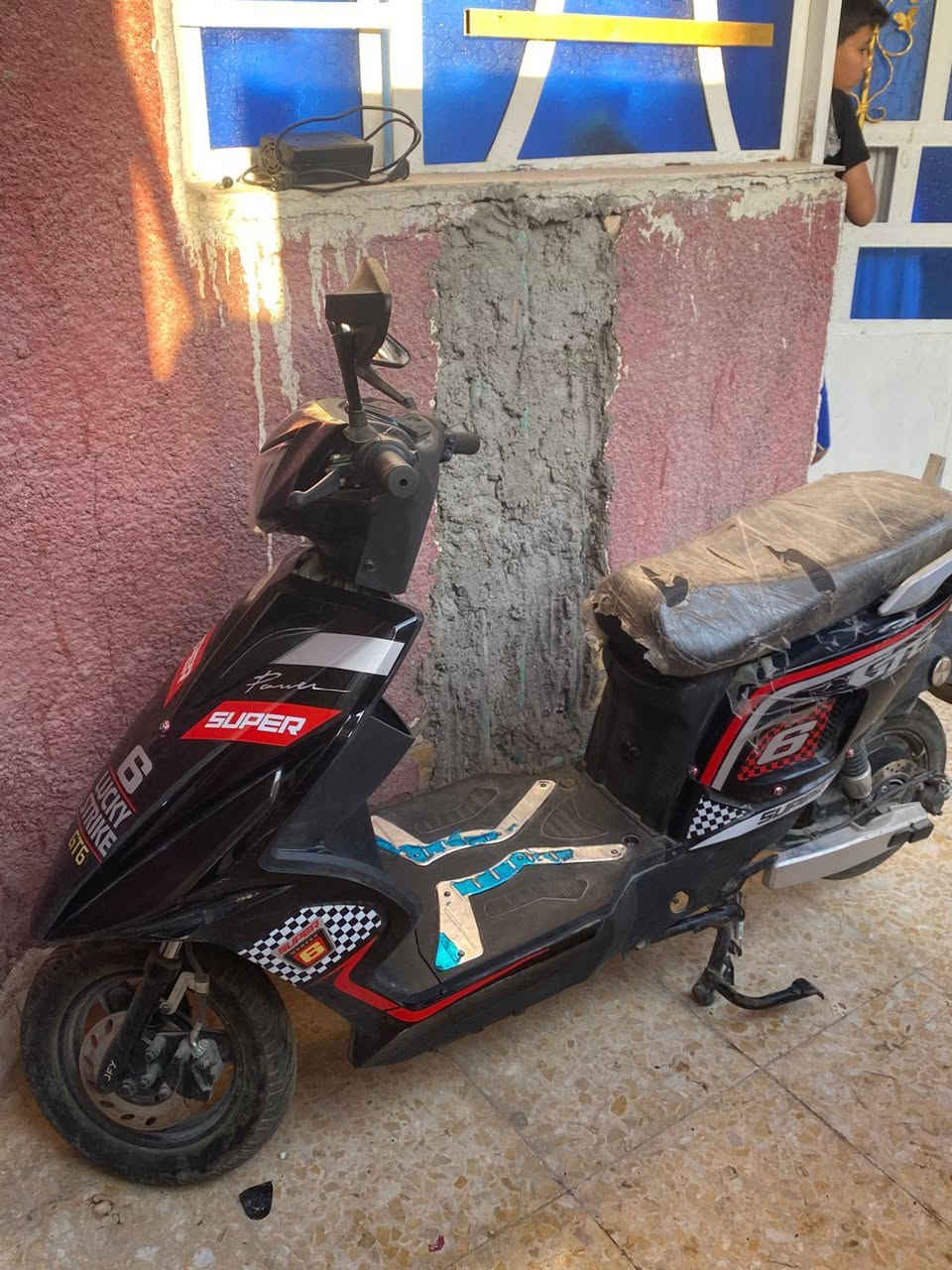 دراجه شحن سعرهه 450وبيهه عطل بطاريات
الرقم***********
