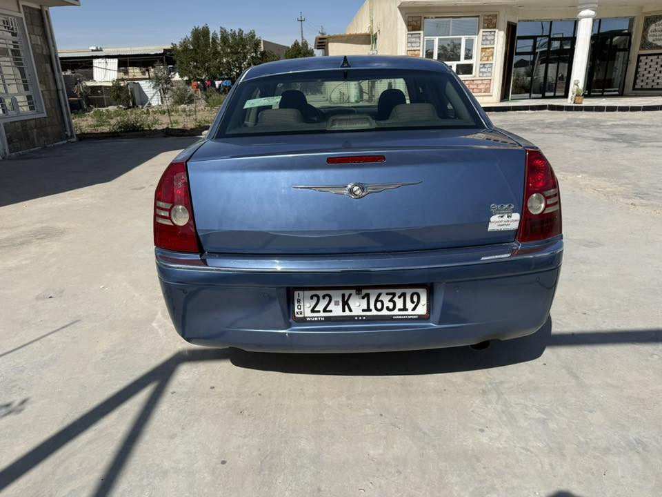 السلام عليكم
اوباما 2007 وارد كندي مكينه 3.5 
السياره جاهزه من كلشي مداور ثاني يوم 
مكاني بغداد 
للاستفسار ***********
