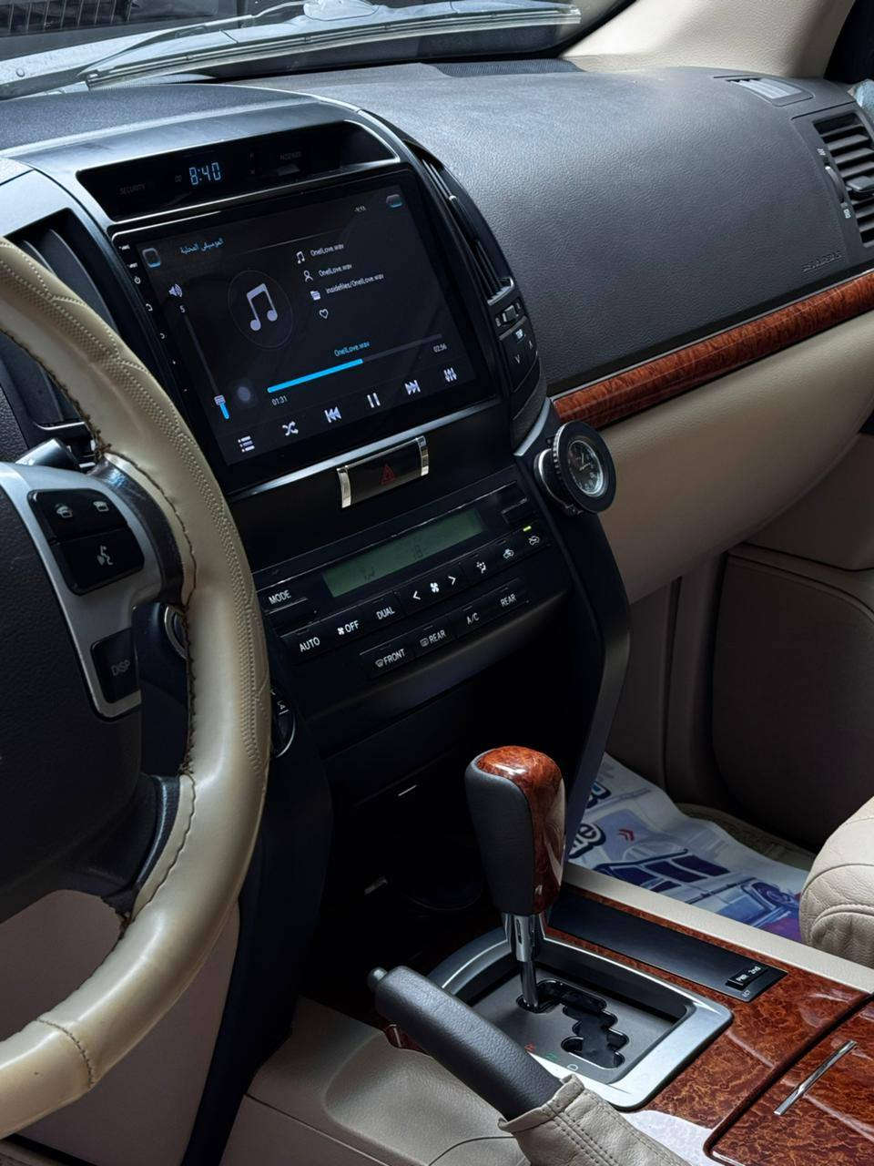 تويوتا لاندكروز 2012 ابيض خليجي 
رقم بغداد رقم و سنويه جديد
فول مواصفات فول
صبغ جامغ ايمن صبغ فقط
 بدون معجون اثر خطه طابعه
 ( و عندي الفديو مال الخطه)
مكان كربلاء

🛑 السعر سوي تعليق يصل مباشرة 🤖 

مكينة كير مكفولات بشرط
سياره حيل حلوة ونظيفة 
ماتحتاج مصرف جاهزة من كلشي

رقم صاحب سيارة
***********
