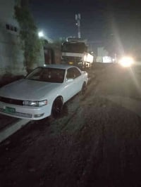 كرسته للبيع موديل 93 صباغ جماليه السعر 50 بيها مجال اني شرعي تريد وكال...