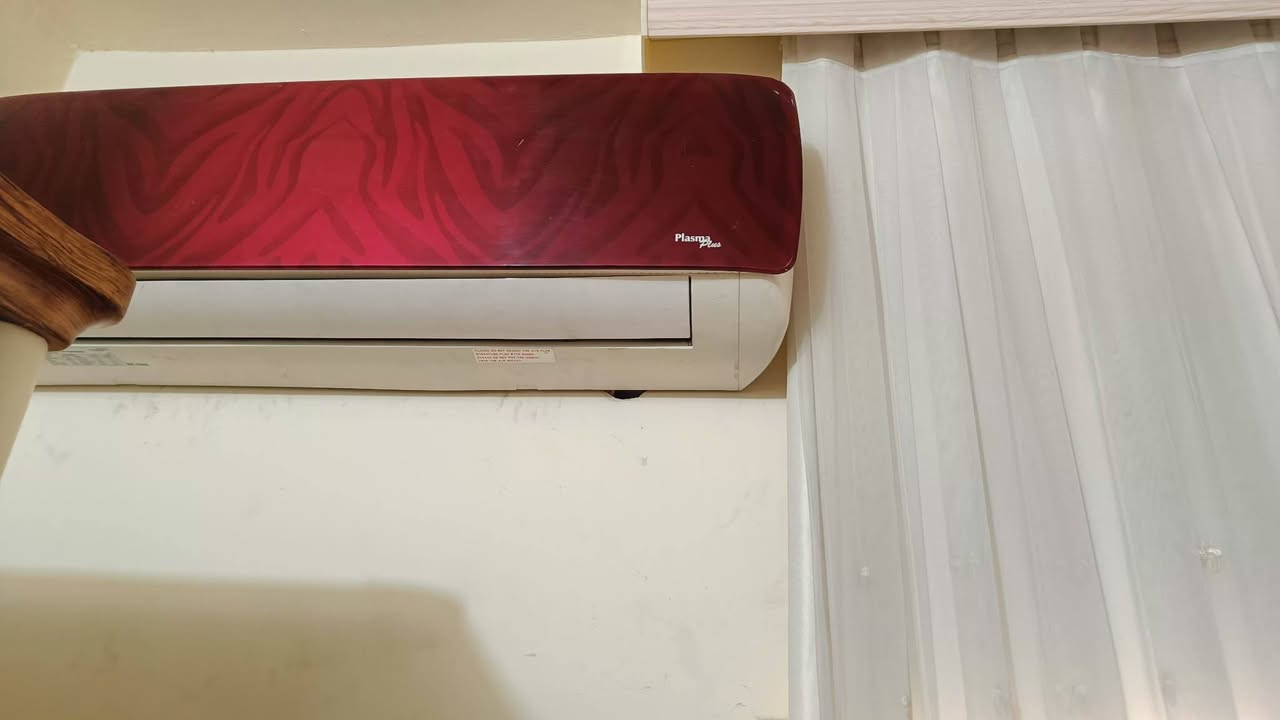 سبلت DENKA طنين مستخدم، شغال وبحالة جيدة جداً، وتبريد ثلج.
السعر 300 وبي مجال اخوان.

مكاني مركز الحلة.

متواجد ماسنجر للإستفسار.


**إذا كنت صاحب هذا الإعلان وتريد حذفه لأي سبب، رجاءا أرسل رسالة إلى الدعم الفني**