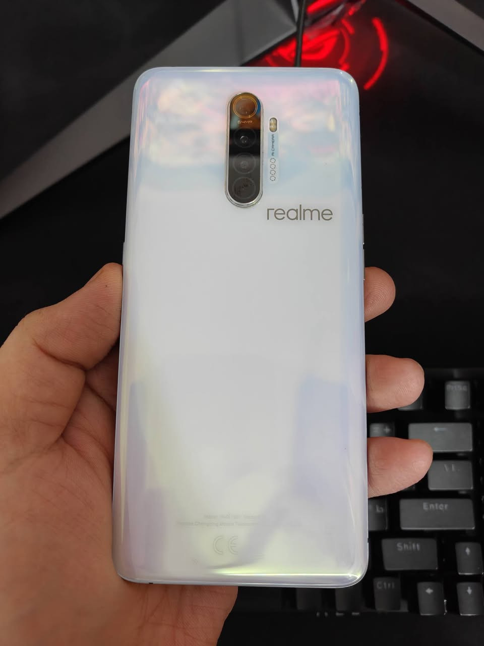 Realme X2 Pro

جهاز ريلمي اكس 2 برو للبيع ذاكرة 128 لون ابيض مع باكيت و شاحنة 33 واط السعر 200 الف قفل مكان بغداد الشعب للتواصل ***********
